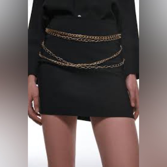 New with Tags ZARA Skirt with Gold Chain Hardware SMALL